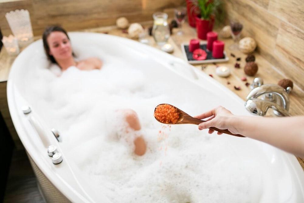 Wine Wellness Hotel Amande ฮุสโตเปเช ภายนอก รูปภาพ