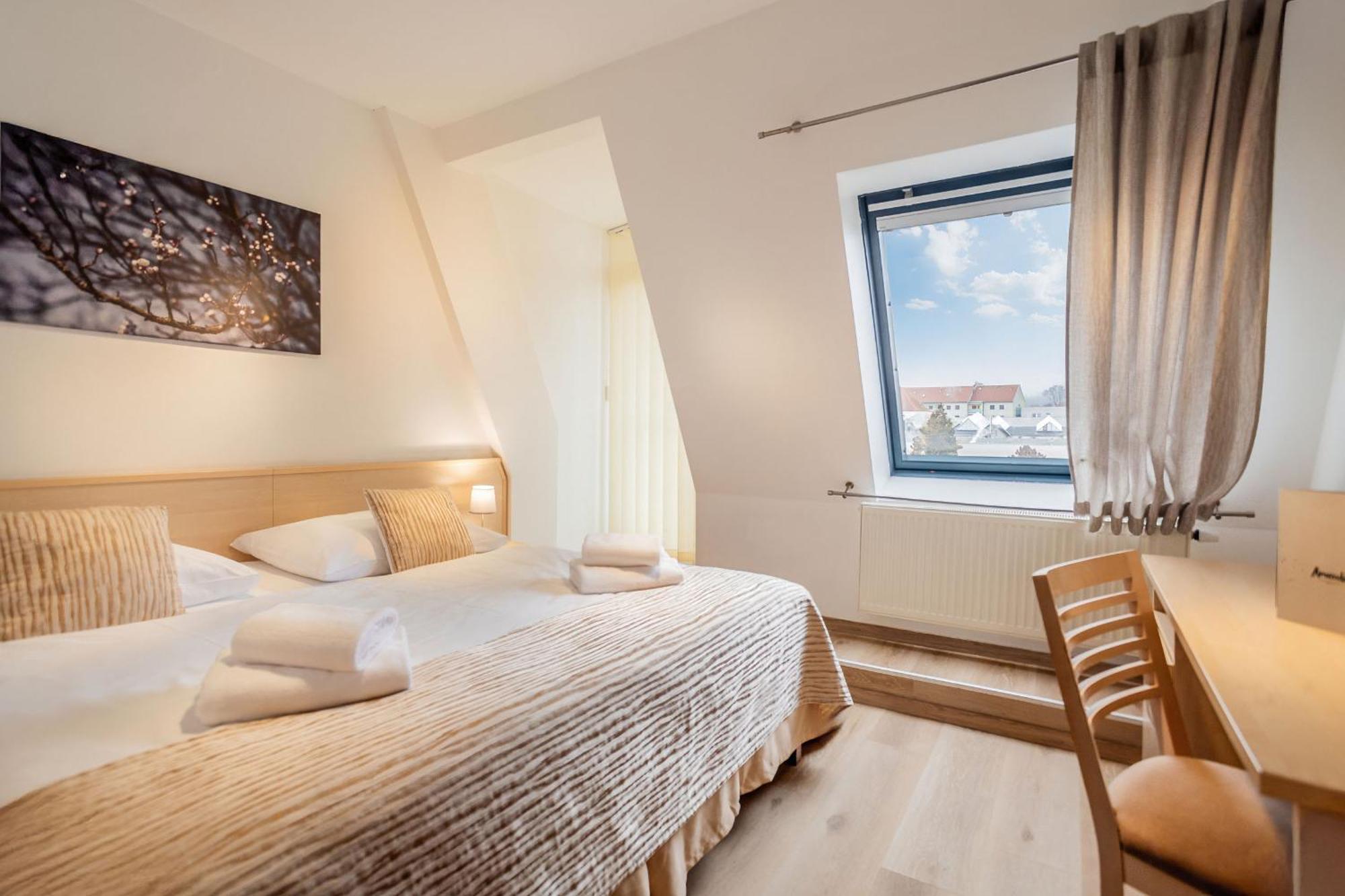 Wine Wellness Hotel Amande ฮุสโตเปเช ภายนอก รูปภาพ