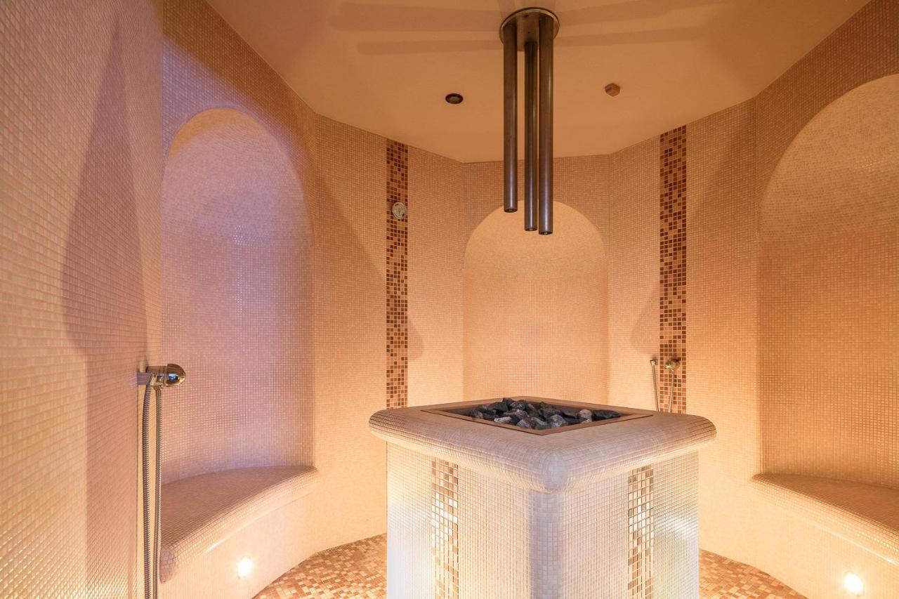 Wine Wellness Hotel Amande ฮุสโตเปเช ภายนอก รูปภาพ